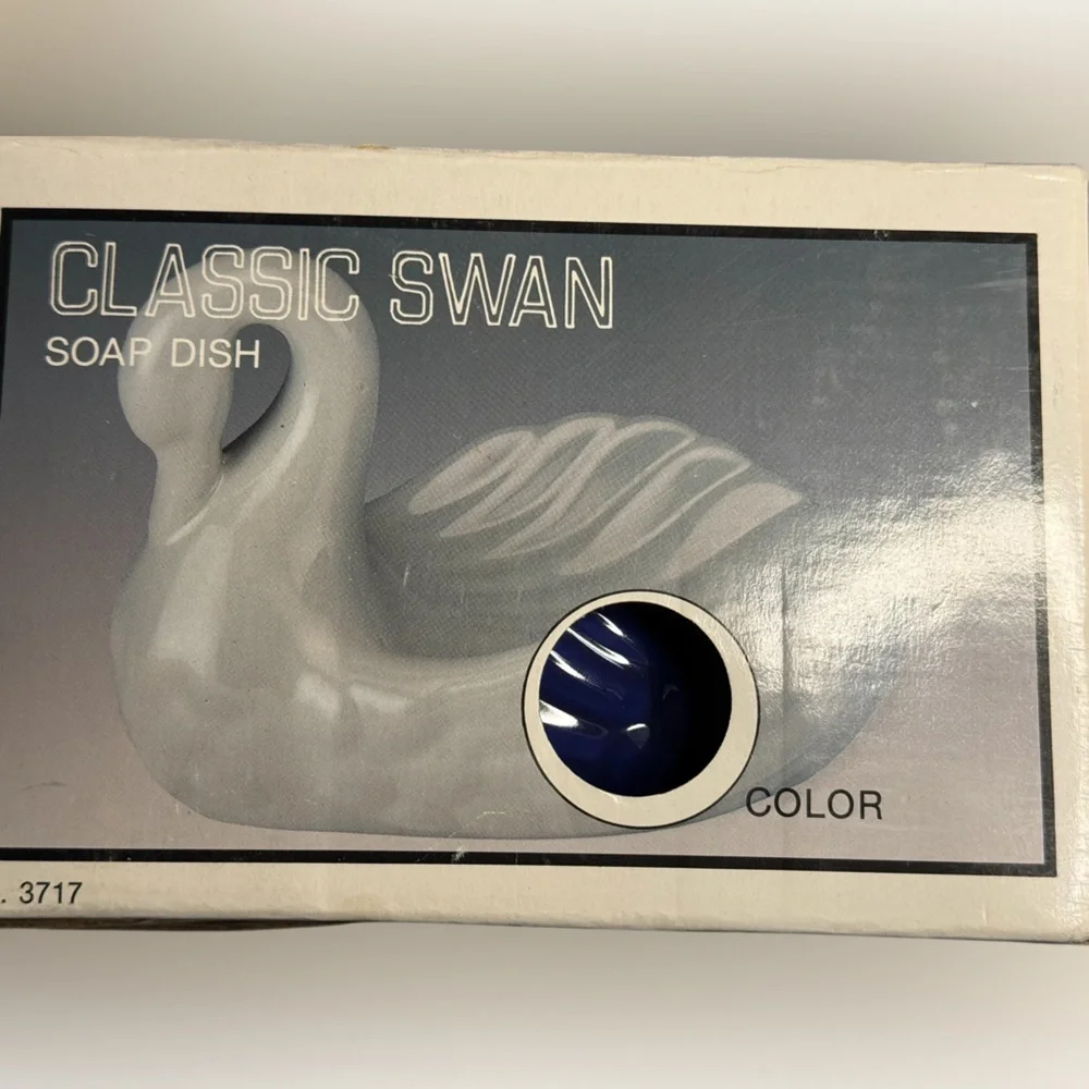 Classic Swan Soap Dish